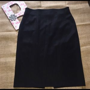 Black pencil skirt great for every occasion!